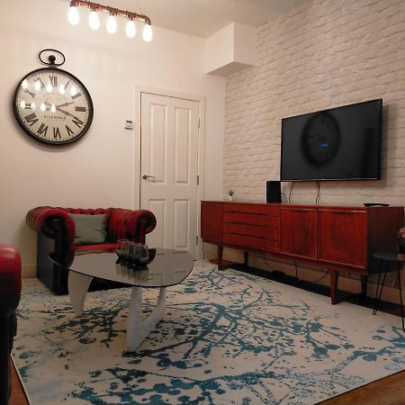 4 Bed Entire House - Heart Of The City - Near Sufc シェフィールド エクステリア 写真